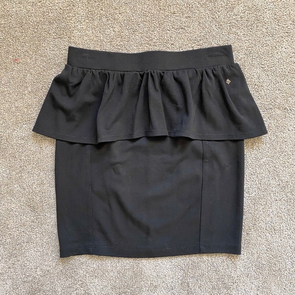 MINI SKIRT